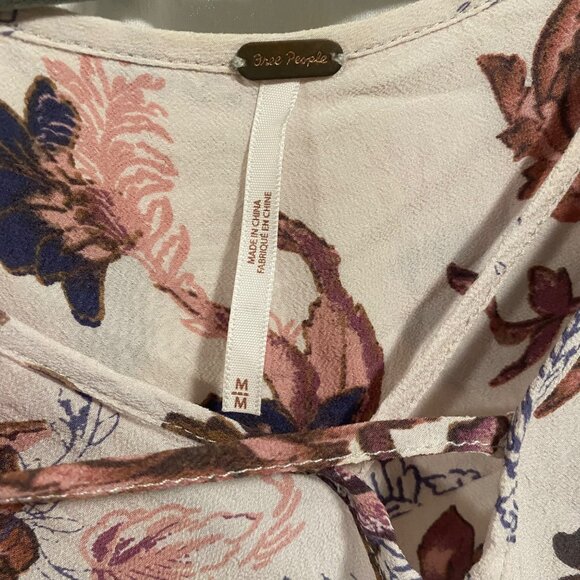 Free People Heartbeat Floral Tunic‎ Size M - Picture 2 of 7